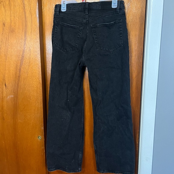 Abercrombie, distressed curve love, jeans - Picture 2 of 2